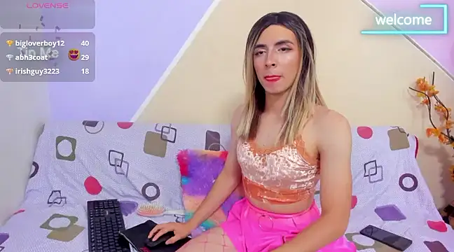 Snapshot of KurumetWink10 chatting on 12-22-24, 10:17 KurumetWink10 online show from 12-22-24, 10:17