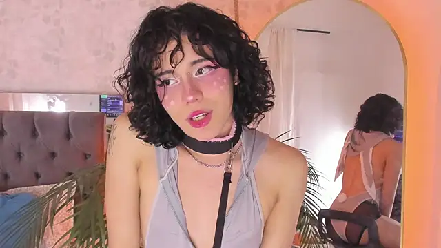 Snapshot of pixy_20 chatting on 11-28-25, 07:49 pixy 20 online show from 11-28-25, 07:49