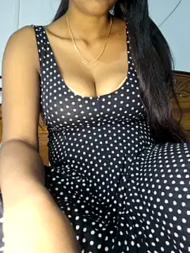 Snapshot of royaldoll-143 chatting on 12-13-24, 05:54 royaldoll-143 online show from 12-13-24, 05:54