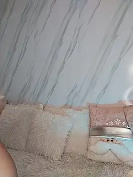 Snapshot of Nanda_Vixen chatting on 12-01-25, 10:15 Nanda Vixen online show from 12-01-25, 10:15