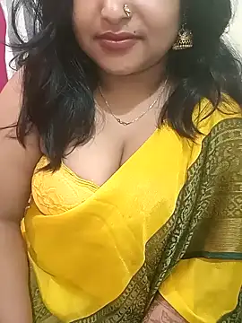 Snapshot of Ashwini_Gowda_91 chatting on 12-07-24, 01:29 Ashwini Gowda 91 online show from 12-07-24, 01:29