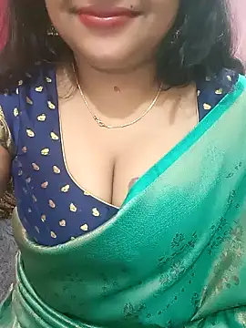 Snapshot of Ashwini_Gowda_91 chatting on 12-11-24, 05:37 Ashwini Gowda 91 online show from 12-11-24, 05:37