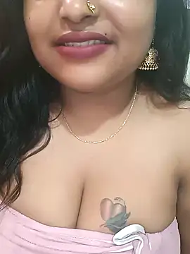 Snapshot of Ashwini_Gowda_91 chatting on 12-21-24, 06:44 Ashwini Gowda 91 online show from 12-21-24, 06:44