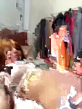 Snapshot of spacegirlll chatting on 12-14-25, 11:26 spacegirlll online show from 12-14-25, 11:26