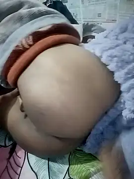 Snapshot of zoya_khan25 chatting on 12-26-24, 03:10 zoya khan25 online show from 12-26-24, 03:10