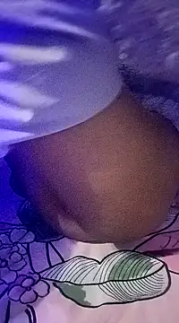 Snapshot of zoya_khan25 chatting on 12-29-24, 02:31 zoya khan25 online show from 12-29-24, 02:31