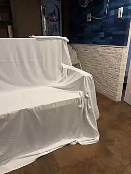 Hideen-real-face online show from 02-14-26, 11:18