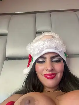 Snapshot of Maddy_Rouse_ chatting on 12-25-24, 05:48 Maddy Rouse online show from 12-25-24, 05:48