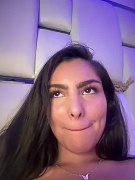 Snapshot of Maddy_Rouse_ chatting on 01-11-25, 05:10 Maddy Rouse online show from 01-11-25, 05:10