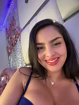 Snapshot of Maddy_Rouse_ chatting on 01-15-25, 12:09 Maddy Rouse online show from 01-15-25, 12:09