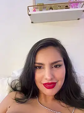 Snapshot of Maddy_Rouse_ chatting on 03-14-25, 04:32 Maddy Rouse online show from 03-14-25, 04:32