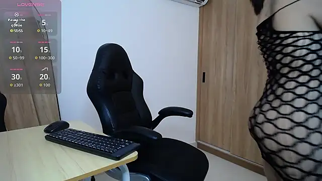 karoll marquez online show from 09-27-25, 11:10