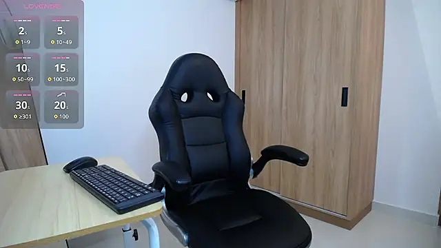 karoll marquez online show from 10-10-25, 09:58