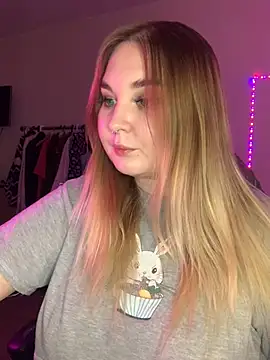 Greeenfriends6969 online show from 02-09-25, 07:41