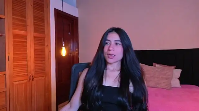 ChloeTurner  online show from 03-07-26, 09:12