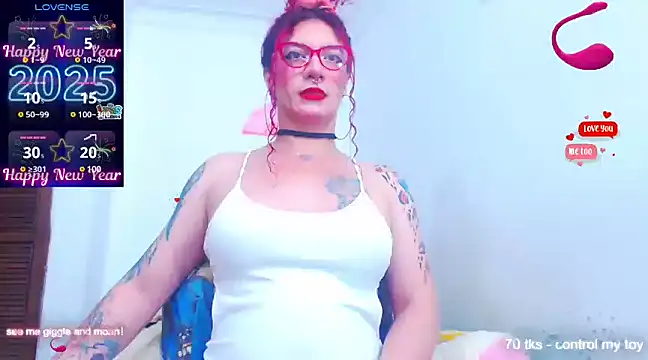 Skarleth77 online show from 01-08-25, 08:49