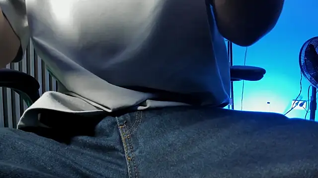 Snapshot of Jefer_rick_ chatting on 11-13-25, 01:21 Jefer rick online show from 11-13-25, 01:21