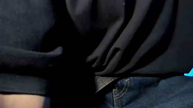 Snapshot of Jefer_rick_ chatting on 11-24-25, 12:27 Jefer rick online show from 11-24-25, 12:27