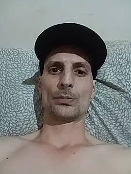 Snapshot of sebasosa84 chatting on 06-30-26, 04:52 sebasosa84 online show from 06-30-26, 04:52