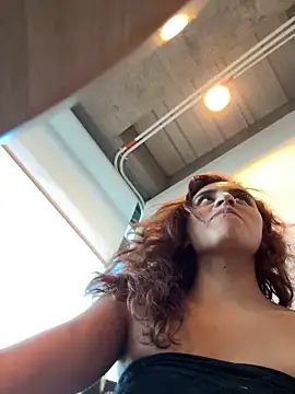 Katee Jones online show from 01-16-26, 10:47