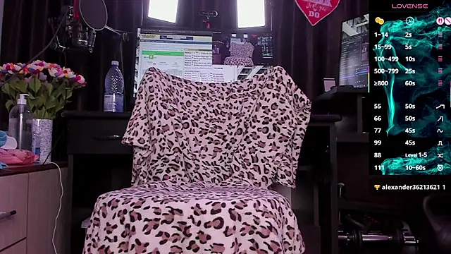 Raissa sky26 online show from 10-27-25, 03:43