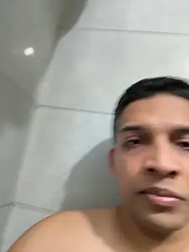 Snapshot of a4ashes chatting on 10-12-25, 11:31 a4ashes online show from 10-12-25, 11:31