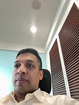 Snapshot of a4ashes chatting on 10-15-25, 04:01 a4ashes online show from 10-15-25, 04:01