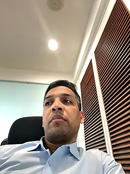 Snapshot of a4ashes chatting on 10-16-25, 10:27 a4ashes online show from 10-16-25, 10:27