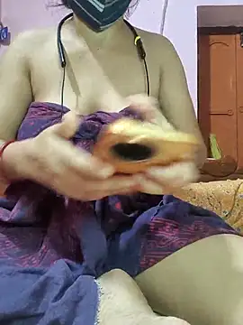 Snapshot of IndianRima chatting on 05-12-26, 04:15 IndianRima online show from 05-12-26, 04:15