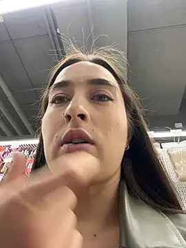 Holly Play online show from 03-21-26, 11:59