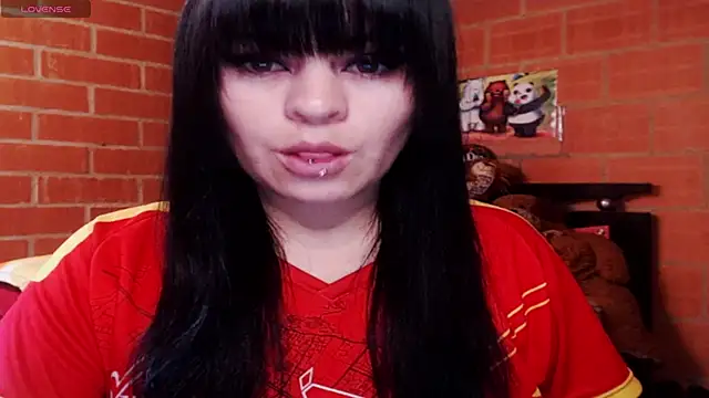 Snapshot of Valerydirty_dark chatting on 12-23-24, 06:05 Valerydirty dark online show from 12-23-24, 06:05