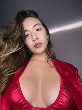 Iris lee online show from 04-28-26, 12:53