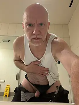 FLSexyGuy online show from 04-10-26, 01:16