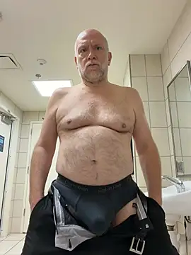 FLSexyGuy online show from 04-16-26, 08:09