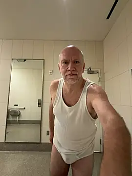 FLSexyGuy online show from 04-20-26, 01:14