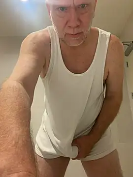 Snapshot of FLSexyGuy chatting on 07-30-26, 01:32 FLSexyGuy online show from 07-30-26, 01:32