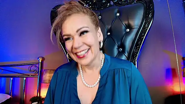 MelaniaKnauss online show from 04-23-26, 08:33