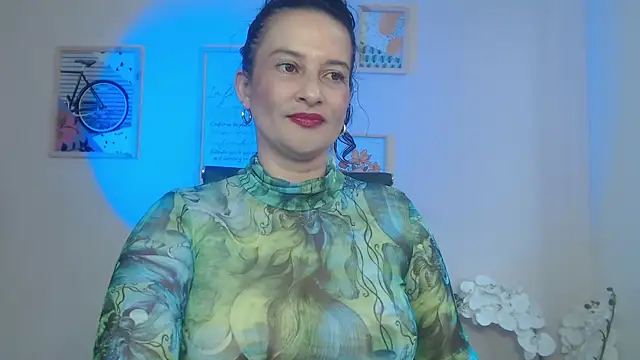 Snapshot of lucy_diiaz chatting on 01-27-25, 07:35 lucy diiaz online show from 01-27-25, 07:35