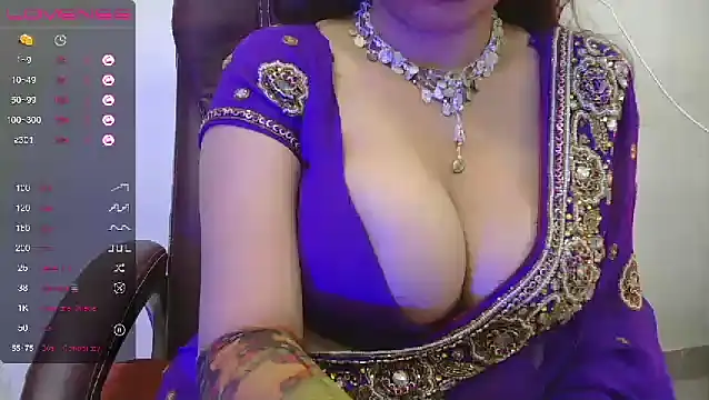 Snapshot of Hoty-Bhabi chatting on 12-10-24, 07:05 Hoty-Bhabi online show from 12-10-24, 07:05
