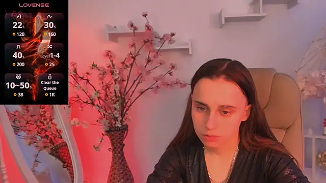 Dolly  Queen  online show from 12-04-24, 11:24