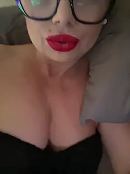 luna 14 online show from 11-15-25, 01:29