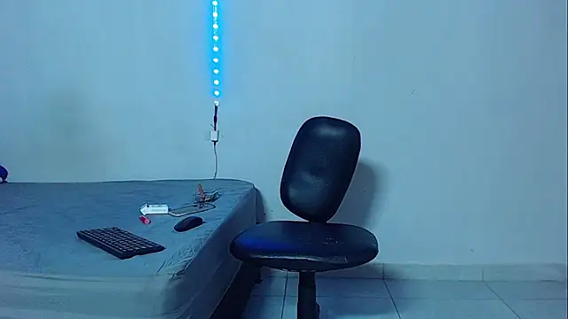 mikecoper 23 online show from 10-30-25, 04:08