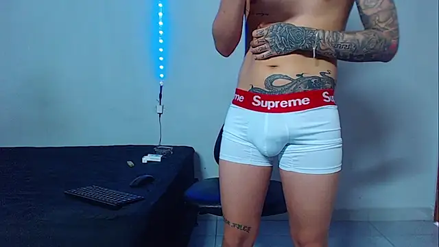 mikecoper 23 online show from 11-20-25, 05:01