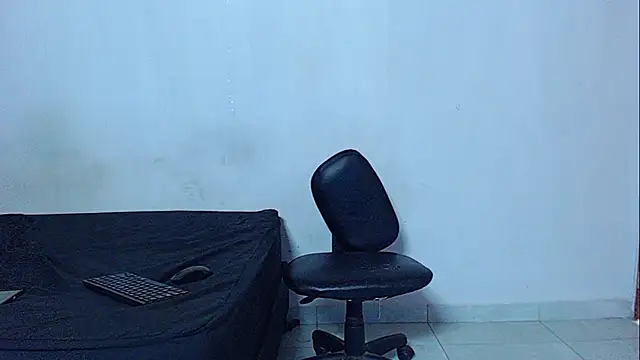 mikecoper 23 online show from 05-18-26, 01:39