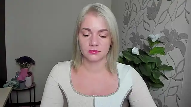 MariaSttone online show from 11-10-25, 10:31