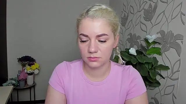 MariaSttone online show from 11-20-25, 12:38