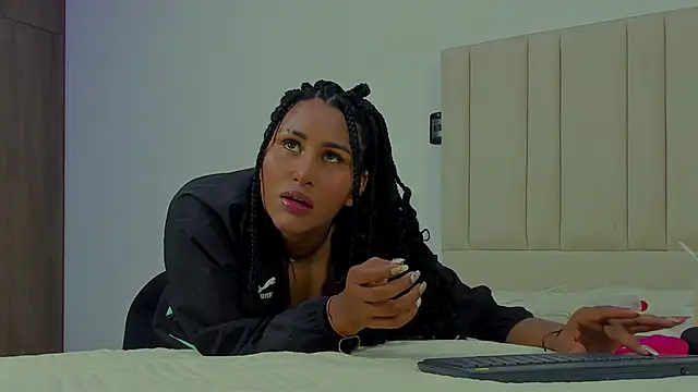 StormyButty18 online show from 11-02-25, 01:30