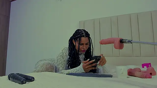 StormyButty18 online show from 11-03-25, 02:46