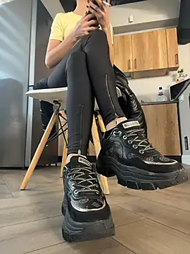 FeetVibe online show from 11-11-25, 08:36