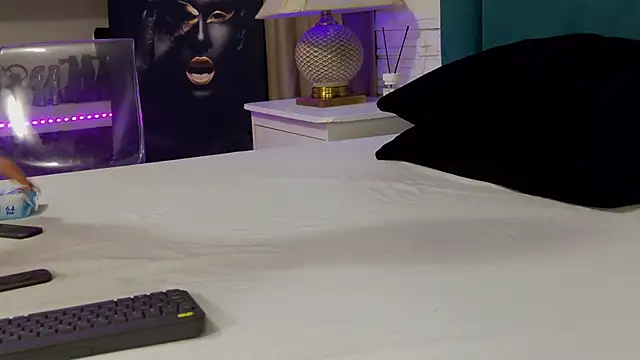 FeetVibe online show from 02-05-26, 08:41